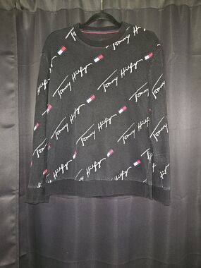 Tommy Hilfiger Black Crewneck with Script Logo and Flag Accents Size S/M
